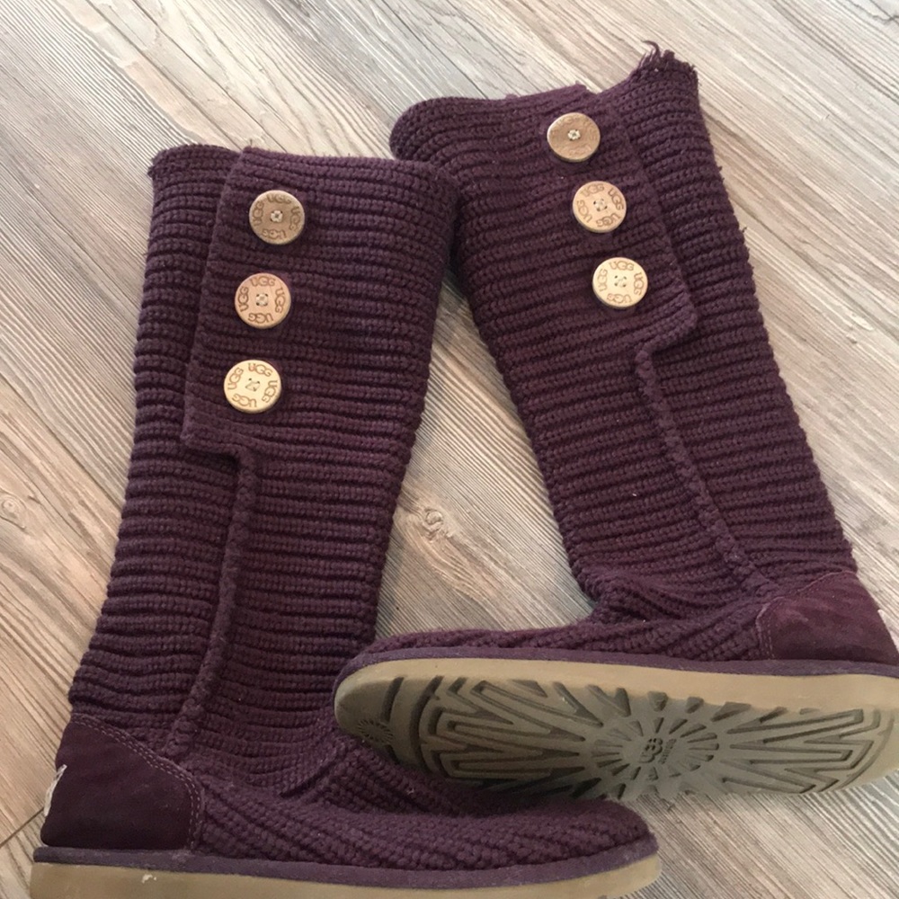 Ugg - Picture 4 of 5